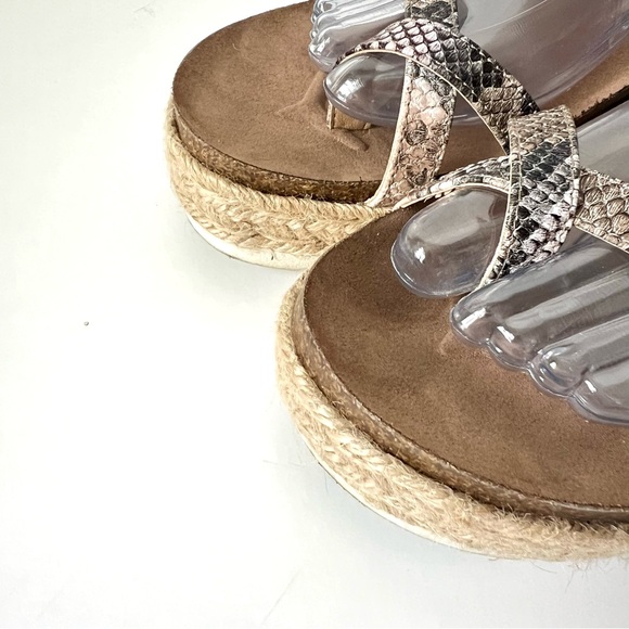 MADDEN GIRL Case Snakeskin Print Platform Espadrille Sandals—SZ. 9 - Picture 4 of 12